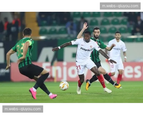 贝蒂斯主场迎战塞维利亚 欧战区攻防平衡面临同城德比考验 贝蒂斯主场迎战塞维利亚 欧战区攻防平衡面临同城德比考验